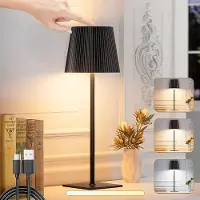 Traumheim Tischlampe Kabellos, LED Tischleuchte, Dimmbar Touch Akku Tischleuchte Kabellos mit USB Ladestation, Warmweiß Tischlampe, IP54 Wasserdichte, Schwarz