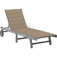 Helloshop26 - Sonnenliege Deckstuhl Gartenbett Terrassenmöbel 200 cm mit grauem Kissen massives Akazienholz 02_0012483