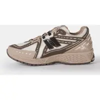 New Balance 1906r Timberwolf Größe: 45.5 | Trainers Outlet | Herren | Grau
