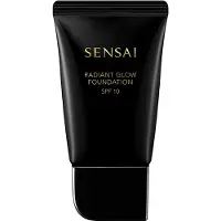 Sensai Radiant Glow Foundation RG204.5- WARM BEIGE 30 ml