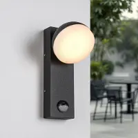 LumenXL Industrial-Außenwandleuchte Sil mit Sensor - Schwarz mit integrierter LED
