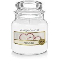 Yankee candle Duftkerze Small Snow in Love 1 St
