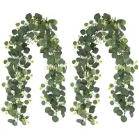 Unyqoos Realistische Eukalyptus‑Girlande 2er‑Set – 178 cm, Kunststoff, pflegefrei, flexibel mit dezenten weißen Blüten für Tisch- und Wanddeko