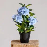Unyqoos künstliche Hortensie im Topf, 43 cm, 3 blühende + 3 grüne Triebe, naturgetreu & pflegeleicht – Dekopflanze für Wohnraum und Büro