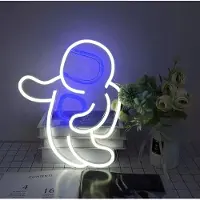Kopper-24 NEON LED Licht, dekorative Wand-Leuchte, Astronaut schwebend weiß, ca. 36 x 32 x 2 cm