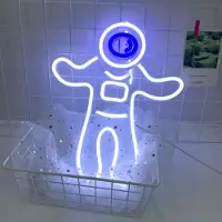 Kopper-24 NEON LED Licht, dekorative Wand-Leuchte, Astronaut weiß, ca. 39 x 32 x 2 cm