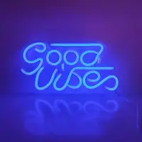 Kopper-24 NEON LED Licht, dekorative Wand-Leuchte, Good Vibes Logo blau, ca. 33 x 18 x 2 cm