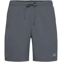 New Balance Laufshorts "SPORT ESSENTIAL SHORT 7" mit atmungsaktivem Innenslip