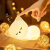 Axvcuxio LED Nachtlicht, 16 Farben 5 Helligkeit dimmbar süßes Schlaflicht, Kinderzimmer tragbare Schlafhilfe Still-licht, USB-Aufladung, Fernbedienung (Katze)