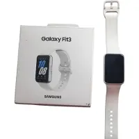Samsung Galaxy Fit3 (Silber), 40 mm AMOLED-Display mit Aluminiumgehäuse, vollständige Überwachung von Fitness und Gesundheit, Akku bis zu 13 Tage mit Schnellladung, 5 ATM und Klassifizierung