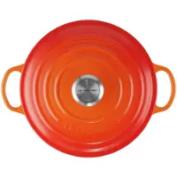 Le Creuset Profi-Rundschmortopf aus Gusseisen mit Keramikbeschichtung, EVO-Serie, 24 cm, Helles Orange