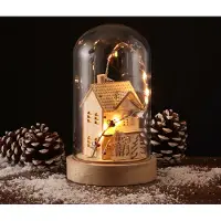 MARELIDA LED Deko Glaskuppel Holzhaus - 10 warmweiße LED - H: 20cm - Batterie - Innen - hellbraun