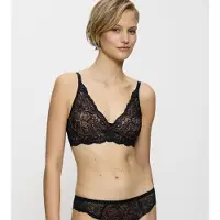 Triumph Ohne Bügel BH Amourette Charm | Grösse: 85E | Farbe: Schwarz