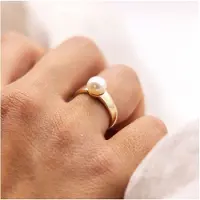Fascination by Ellen K. Ring Gold 375 Perle weiß 7,5-8mm