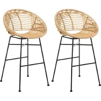 Beliani Barstuhl 2er Set Naturfarben Rattan Geflochten mit Rückenlehne Fußstütze Metallgestell ohne Armlehnen Boho Design Tresenstuhl Thekenstuhl