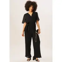 Gini London Jumpsuit mit Engelsärmeln und plissiertem Gürtel