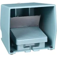 Schneider Electric Fussschalter 2Ö+2S blau einstufig