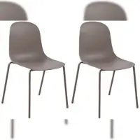 Décoshop26 - Set aus 2 stapelbaren Gartenstühlen aus taupefarbenem Kunststoff mit stabilem vierbeinigem Stahlgestell 10_0007751