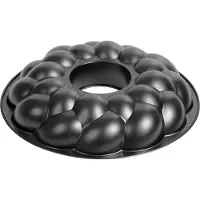 WMF Kaiser Backform, Hefekranz, rund, schwarz, Attraktive Kuchenform mit Rezept, 1 Stück