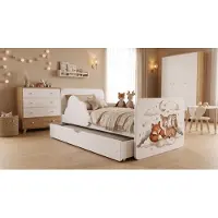 Happy Babies Spielbett & Juniorbett 140x70cm Weiß | Inklusive Matratze und Stauraum | Sicheres Kleinkindbett Wolke, bunter Aufkleber, Tiere