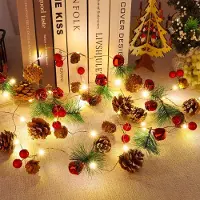 Rosikey Weihnachtsgirlande mit Beleuchtung 20LEDs,Tannengirlande Lichterkette 1.8m Batteriebetrieben Deko Treppe Fenster Tür(Beeren Tannenzapfen Glöckchen)
