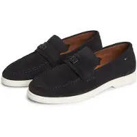Tommy Hilfiger Loafer "LIGHT SUEDE FLAG HARDWARE LOAFER" Slipper, Schlupfschuh, mit modischem Zierriegel und Ziernähten