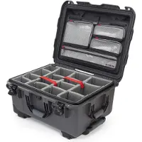 Nanuk 950-2007 Case w/ Padded Divider - Graphite