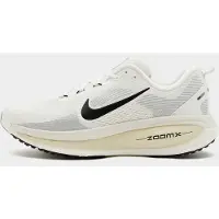 Nike Vomero 18 Summit White Coconut Milk - EU 42.5