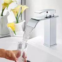 Faizee Home Waschtischarmatur Wasserfall-Design Chrom Messing Auslaufsicher mit Keramik-Ventileinsätzen