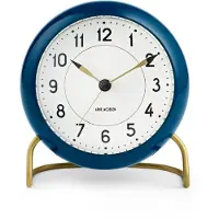 Arne Jacobsen – Station Tischuhr – Ø11 cm – Petrolblau & Weiß