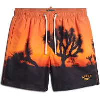 Superdry für Herren. M3010233A Fotodruck Badeanzug aus recyceltem Material orange (M), Strandbekleidung, Nachhaltig, Recyceltes Polyester