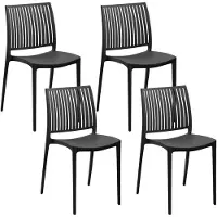 Beliani Gartenstuhl 4er Set Schwarz Kunststoff Stapelbar mit Streben ohne Armlehnen Modern Outdoor Balkon Terrasse Garten Kunststoffstuhl Plastikstuhl