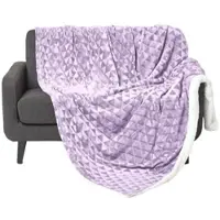 Homescapes KUSCHELDECKE Sherpa 130/160 cm, Samtdecke mit Dreieckmuster