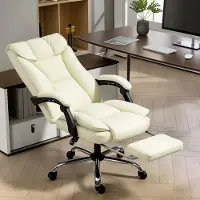 SUGIFT Bürostuhl mit Fußstütze Kunstleder Beige, Chefsessel 155° neigbar haustierfreundlich, Schreibtischstuhl | 72x66x121 cm | 13 cm Polster | Taschenfedern