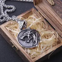 MaxPower (Stahlkette und Anhänger) The Mage Wolf Head Pendant Necklace For Geralt With A Wild 3 Figure Tv