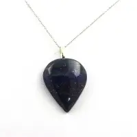 Bijoux Steine und Mineralien. Lapis Lazuli Halskette. 53,79 ct. Birnenform.