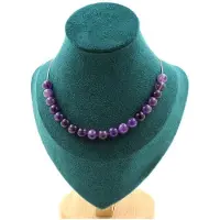 Bijoux Steine und Mineralien. Halskette mit 20 Amethyst-Perlen 8 mm. Kette aus rostfreiem Stahl Halskette für Frauen und Männer. Anpassbare Größe.