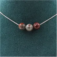 Bijoux Steine und Mineralien. Halskette mit 3 Perlen aus Drachenblut-Jaspis 8 mm. Kette aus Edelstahl Halskette für Frauen, Männer. Personalisierte Größe