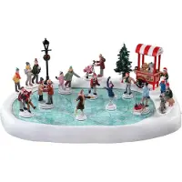 Lemax Weihnachtsfigur Village Schaatsbaan skating pond with sound 8 (wit)