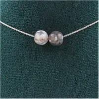 Bijoux Steine und Mineralien. Halskette mit 2 Dragon Veins Achatperlen 8 mm. Kette aus Edelstahl. Halskette für Frauen und Männer. Anpassbare Größe.