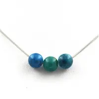 Bijoux Steine und Mineralien. Halskette 3 Perlen Apatit 8 mm Kette aus Edelstahl.
