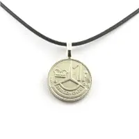 Bijoux Steine und Mineralien. Halskette mit Gedenkmünze Belgien 1 Franc - Baudouin I. Schwarzes Band.