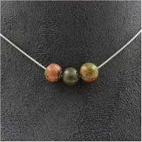 Bijoux Steine und Mineralien. Halskette mit 3 Unakit-Perlen 8 mm, Edelstahlkette. Halskette für Frauen, Männer. Individuell anpassbare Größe.