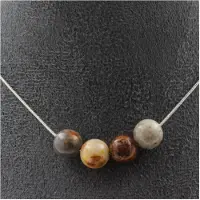 Bijoux Steine und Mineralien. Halskette mit 4 Crazy Lace Achatperlen 8 mm Edelstahlkette.