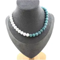 Bijoux Edelsteine und Mineralien. Halsschmuck mit 8 mm Aquamarin-Perlen. Kette aus Edelstahl. Halskette für Frauen, Männer. Anpassbare Größe.
