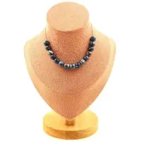 Bijoux Steine und Mineralien. Halskette mit 15 blauen Jaspisperlen 8 mm. Edelstahlkette. Halskette für Frauen und Männer. Anpassbare Größe.