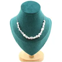 Bijoux Edelsteine und Mineralien. Halskette mit 15 Howlite-Perlen aus den USA. Kette aus rostfreiem Stahl Halskette für Frauen, Männer. Größe anpassbar.