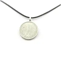 Bijoux Steine und Mineralien. Halskette Münze Polen 1 Zloty. Schwarzes Band.