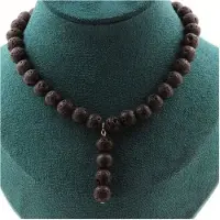 Bijoux Edelsteine und Mineralien. Lava Perlen Halskette 8 mm + 4 Lava Perlen 8 mm. Edelstahl Kette Halskette für Frauen, Männer. Größe anpassbar.