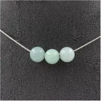 Bijoux Steine und Mineralien. Halskette mit 3 Amazonit-Perlen 8 mm. Kette aus rostfreiem Stahl Halskette für Frauen, Männer. Anpassbare Größe.